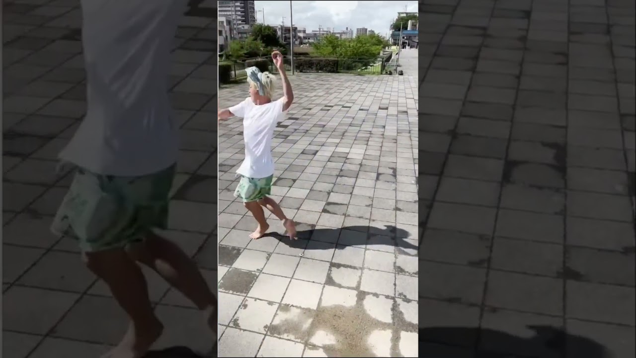 ゆうさく、影が怖い。