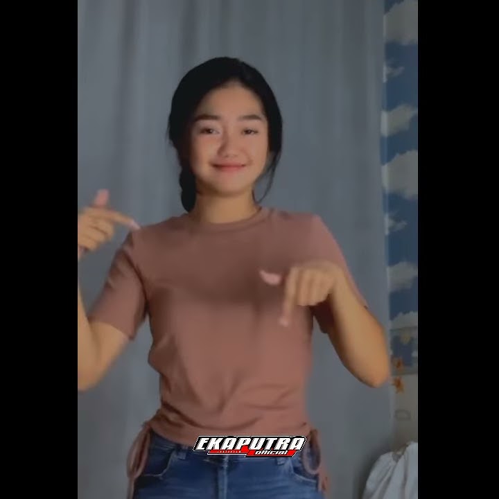 StoryWhatsapp||truk manAna