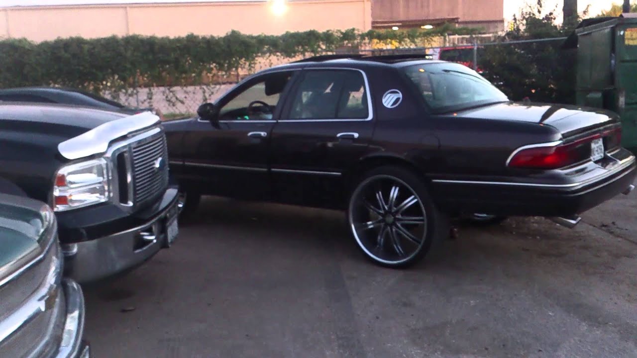 N.O.Whip Game Mercury Grand Marquis on 24s on 26s - YouTube