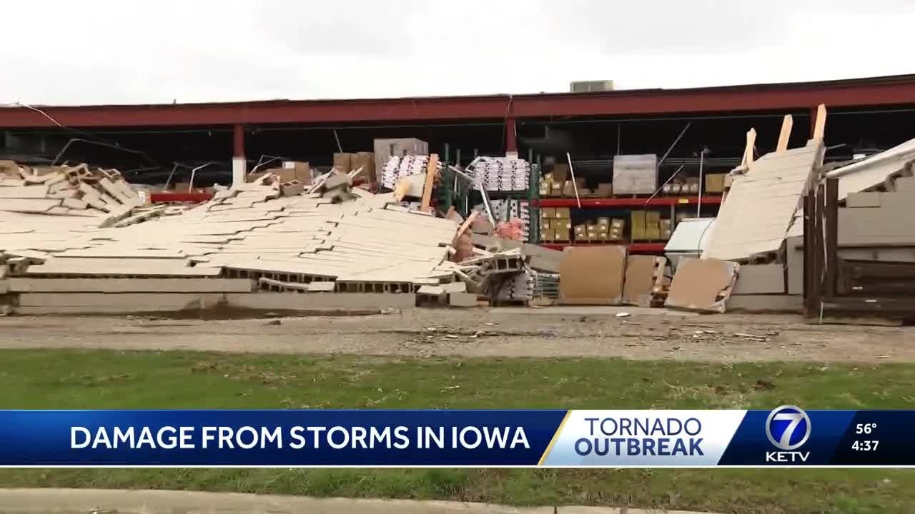 See damage in Storm Lake after overnight storm; thousands without power ...