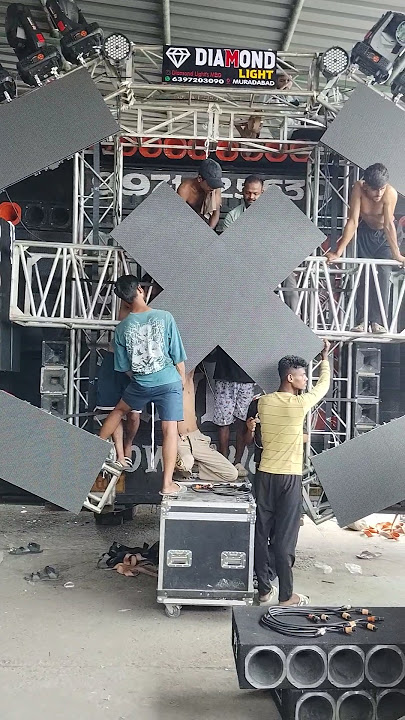Tanish Gujjar Dj Such good stuff and that too in Mad max dj setup
