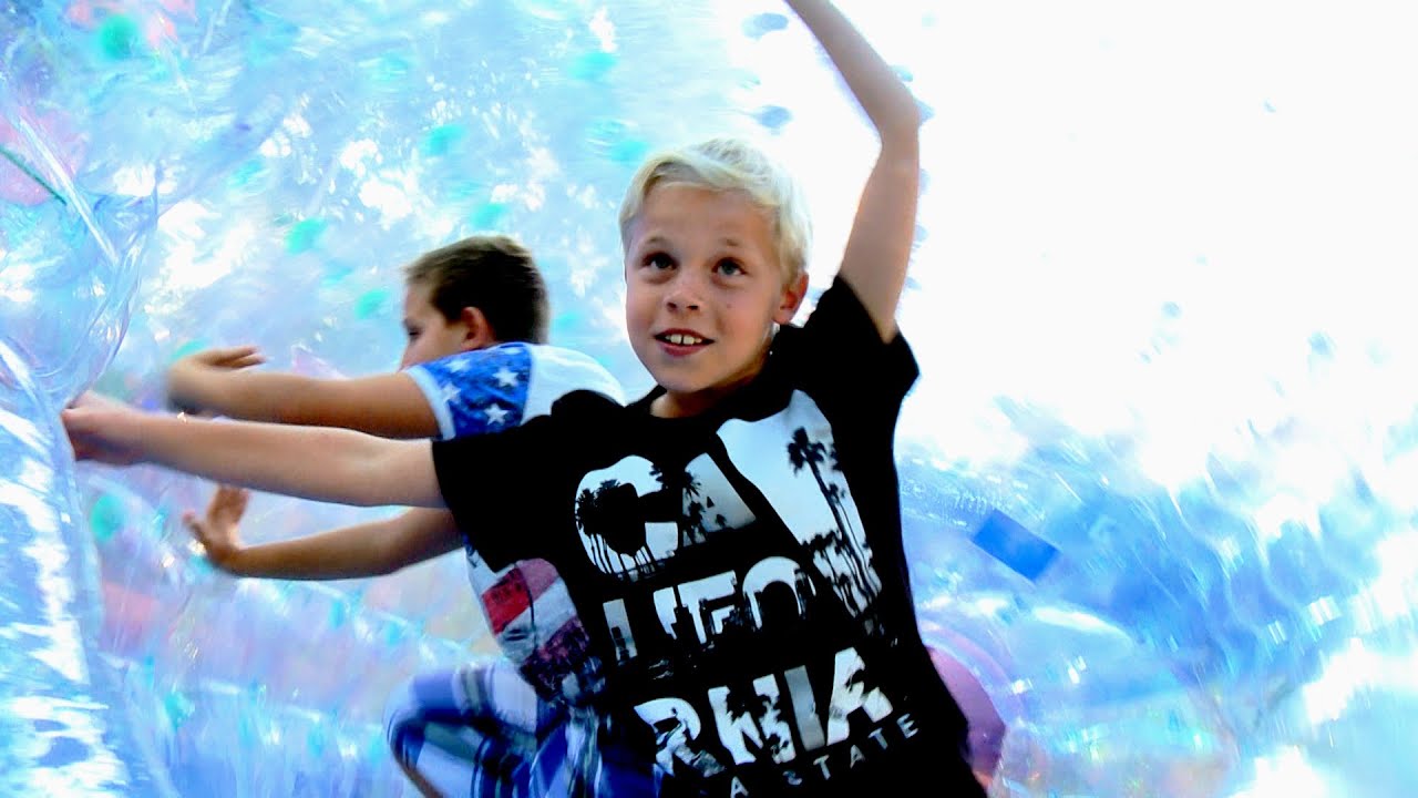 Beckers Waterball Action - Riesenspaß im Wasserball (Offizielles Video) Full HD