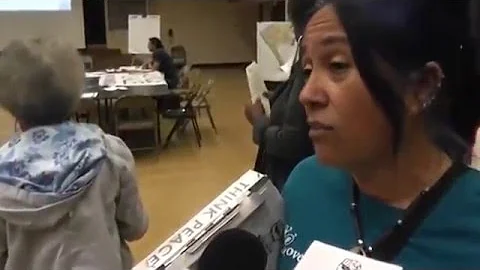 LYDIA PONCE @ VENICE  LCP PROTEST (SPANISH) 4-18-16