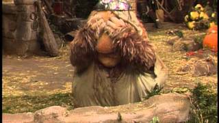 Fraggle Rock - Junior Gorg Blows A Castle Up