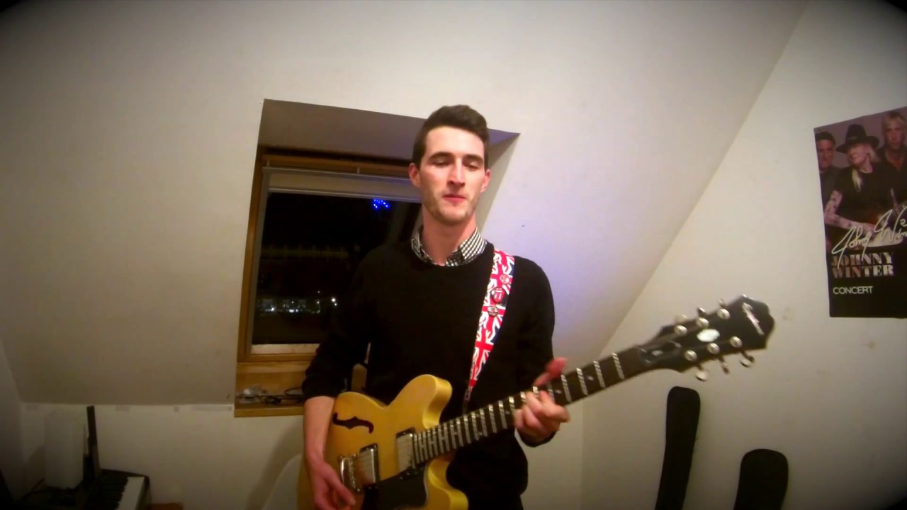 Romeo Elvis Drole De Question Chords