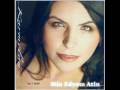 Assyrian singer karmelan zodo  a lovely song from her new album