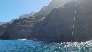 Na Pali Coast Catarmaran Kapaa Hawaii. Kauais North Shore.