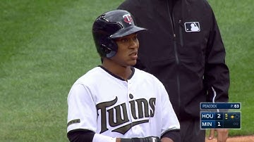 HOU@MIN: Polanco launches and RBI triple to center