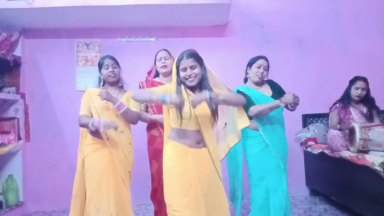 बहुत सुंदर नाच गीत अवधी में ♥️  please guys support me 🙏🏻😭