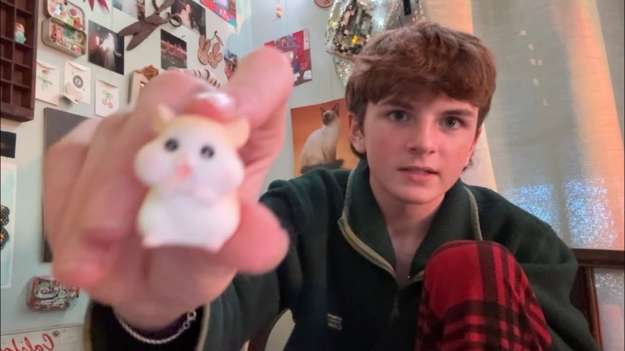 decluttering and recluttering my room