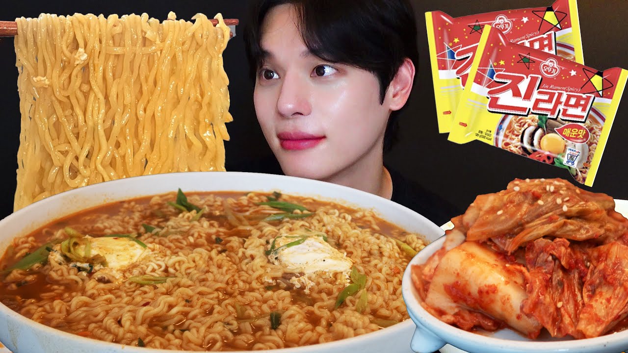 이열치열! 진라면 3봉 먹어볼게요 김치와 마지막에 밥까지! Mukbang