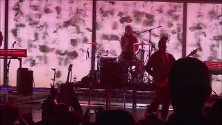 Metronomy - Holiday - Live in The Wiltern - Los Angeles - 2022