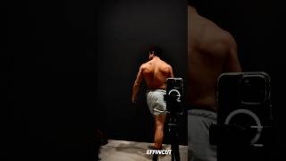 #thursdaygrind #effincut #physiquegoals #strengthculture