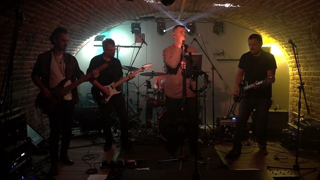 eMStreet - Eternity - Live at Moszkva Café