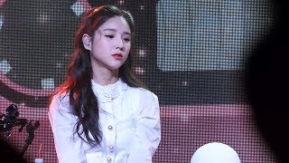 Video thumbnail of "181123 이달의 소녀 1/3 LOONA Studio Officially Missing You 희진 직캠 LOONA 1/3 HeeJin Fancam"