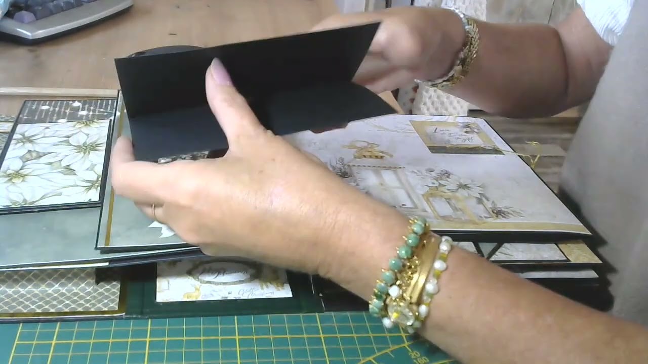 Présentation Album vitrine éclairée de Noël avec la collection Sparkling Christmas de Ciao Bella