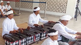 Saraswati blessing Ceremony - diiringi Selonding Br. Tengah Sesetan Denpasar.