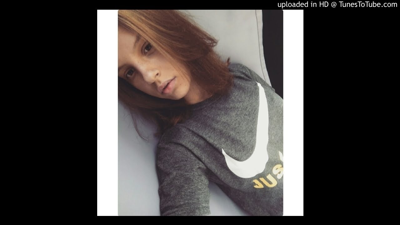 аниме парень арт. живу сейчас обломками не той любви. Pigeon фейт. обломками не той любви nicebeatzprod. я б уплыла в океан текст.