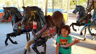 Fatih Selim Luna Parkta Atlı Karıncaya Sonrada Bal Kabağına Bindi.atlı Karıncada Saklambaç Oynadık Resimi