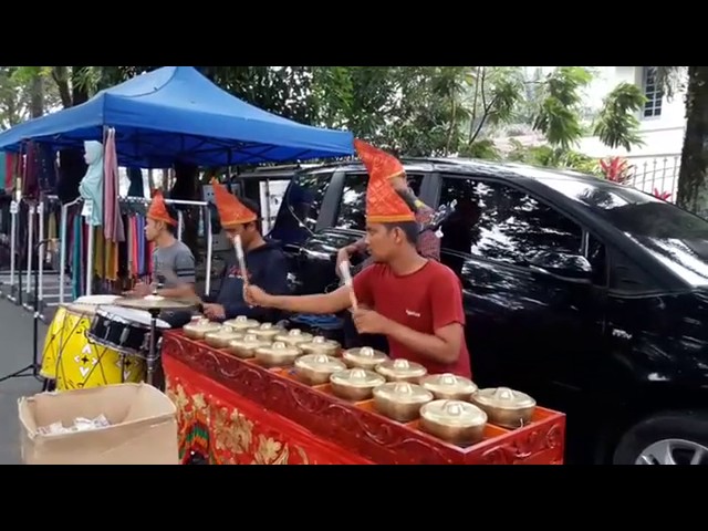 Ayam den lapeh - Musik Talempong Padang class=