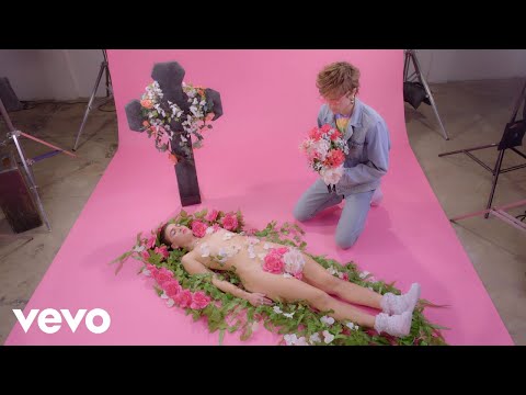 HOLYCHILD - Wishing You Away