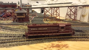 LifeLike N-Scale "non DCC ready" GP-18 with Digitrax DZ125 decoder