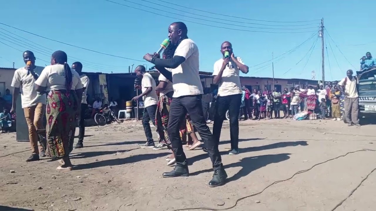 Loud cry singers in market place evangelism