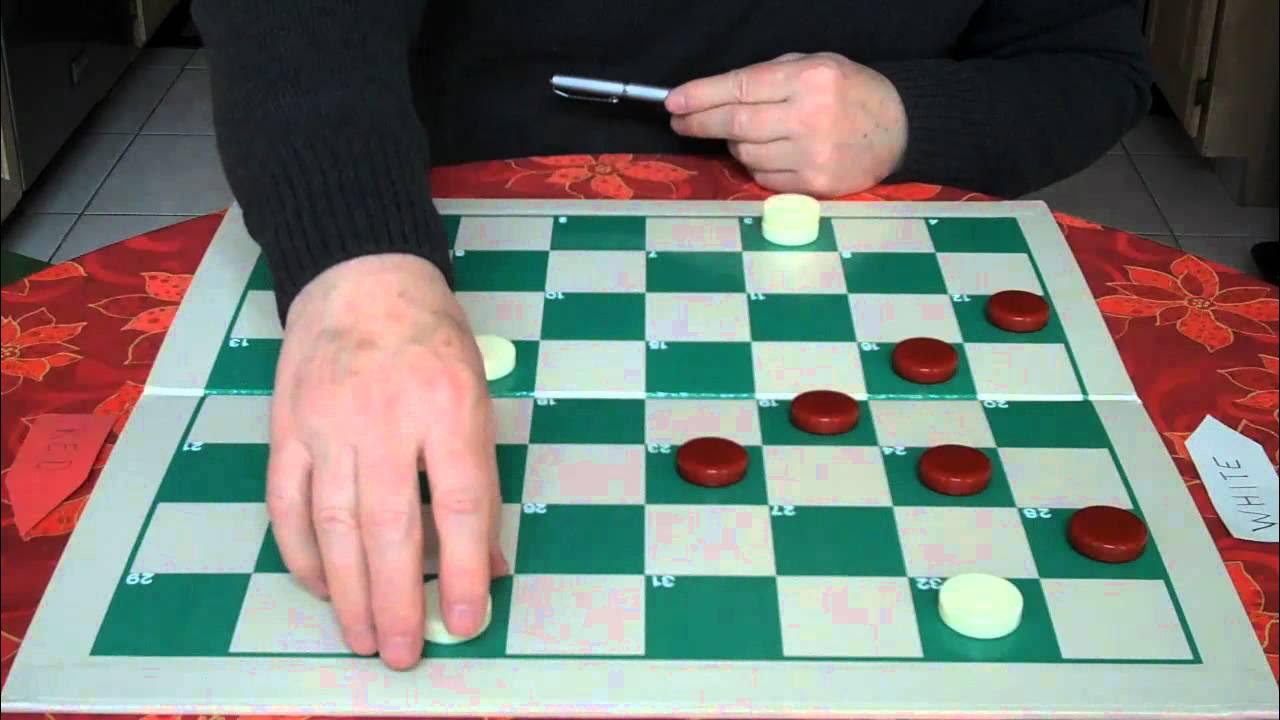 How to play checkers: Rules, starting strategies with pictures