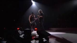 Download Lagu Metallica (Kirk\u0026Rob) - Don't Look Back in Anger (Oasis Cover) [Full Clip] HD MP3