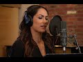 Total Divas Season 4, Episode 8 Clip: Brie Bella tests out her singing chops