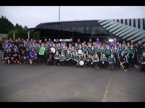 Haka performed for the All Blacks by Irish Primary school children before their game against Ireland