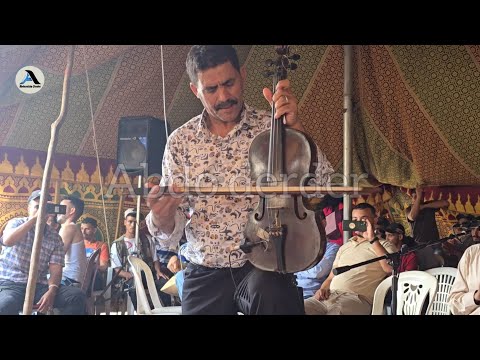 الفنان ولد  يبدع علي ألات الكمان فراجة طوب مع المجموعة زينه