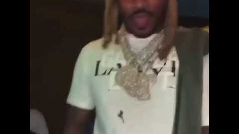 Future in the studio free styling a song !  🔥 Or Naah