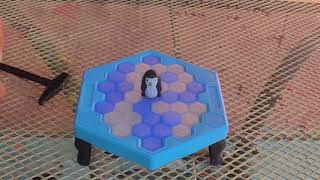 Knock Down the Penguin / Testing Board Games screenshot 1