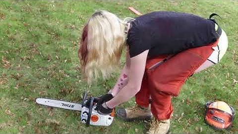 Starting a Stihl MS 193T Arborist Top Handle Chainsaw