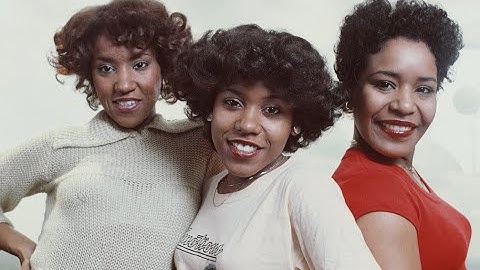 The Emotions - What Do The Lonely Do At Christmas? (Stax Records 1973)