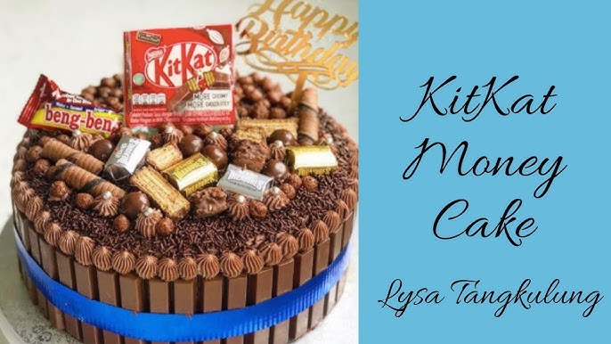 Ayol tort oyoqqa turadi va yigitlar birin-ketin yaqinlashadi (video)