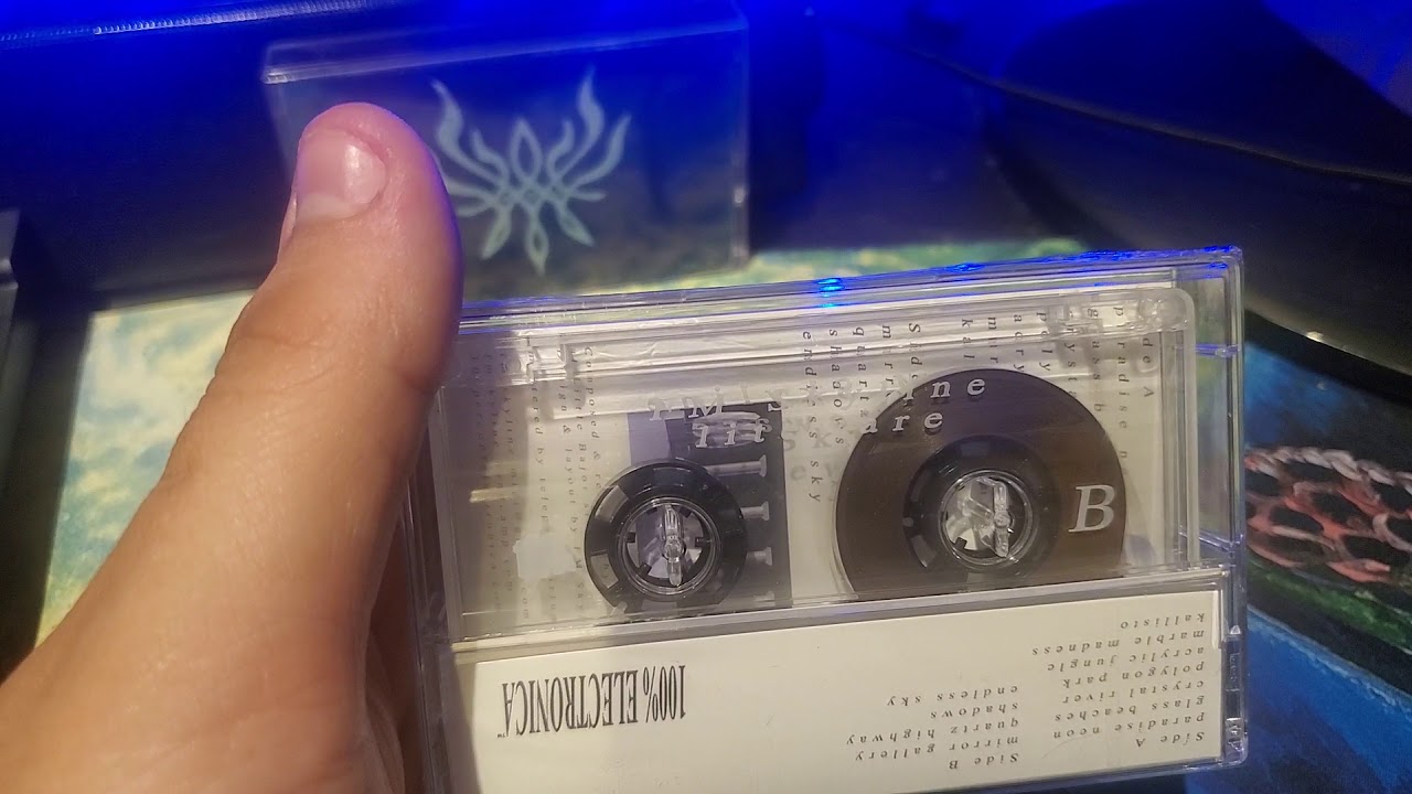 Vaporwave Unboxing: HIRAETH by 猫 シ Corp, Three Houses by WOL and Liteware by FM Skyline