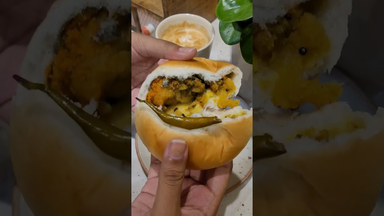 stuffed vada pav
