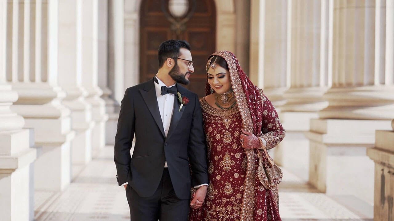 Pakistani Indian Bridal Groom Sweet Hugging Stock Photo 1866387232 |  Shutterstock