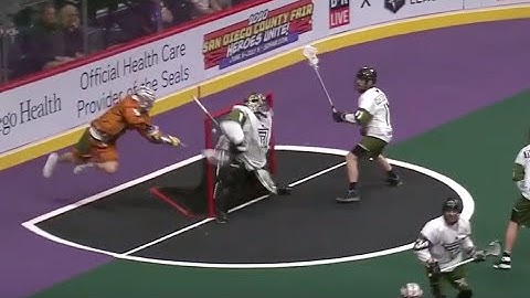 Impressive hat trick for Fields in blowout win