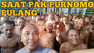 BETAPA SENANG DAN KANGEN SEMUA.SAAT PAK PURNOMO PULANG SEMUA LANGSUNG BERSHOLAWAT