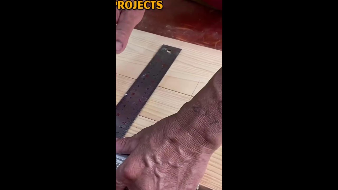 Handmade Tips – Wall-Mounted Coat Rack 