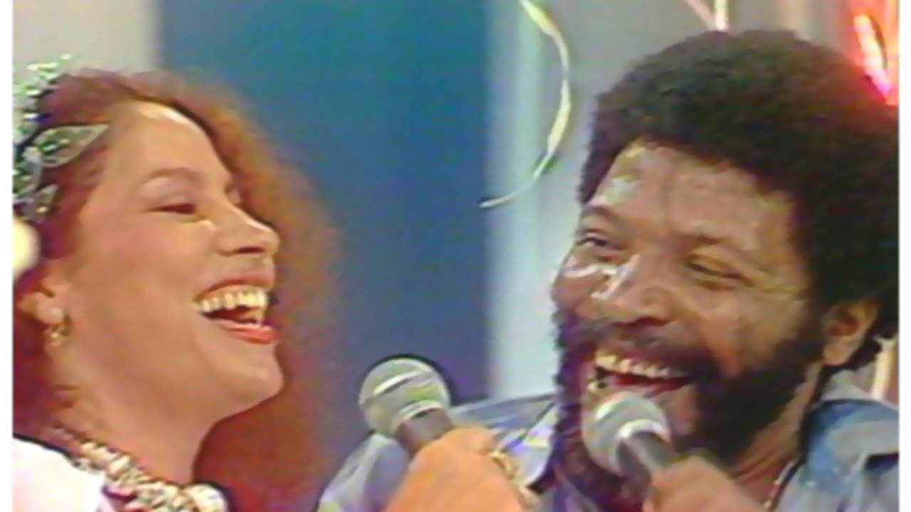 Elza, Martinho, Clara, Beth, Alcione, Jair, Benito, Nogueira e outros - Aquarela brasileira