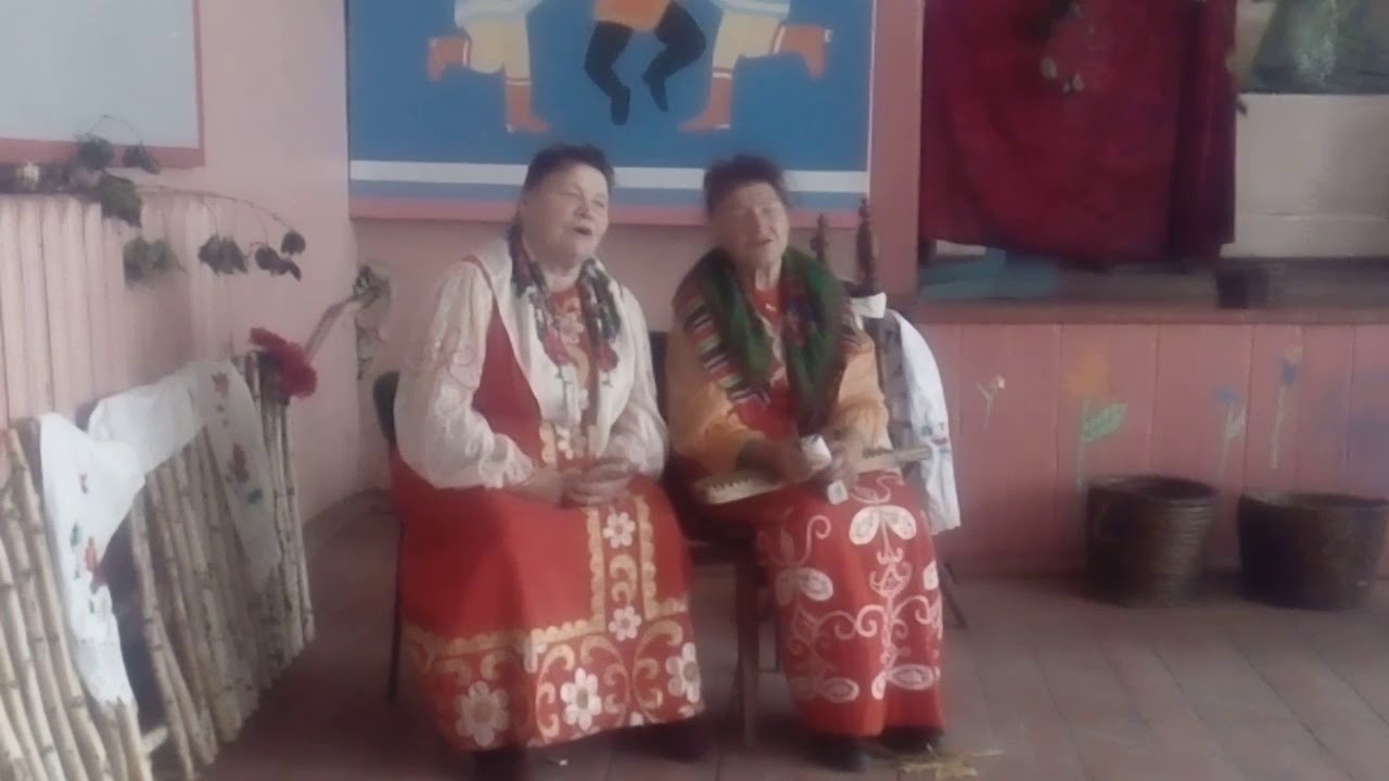 "На берегу сидела Лена" Песня из села Машкино - YouTube