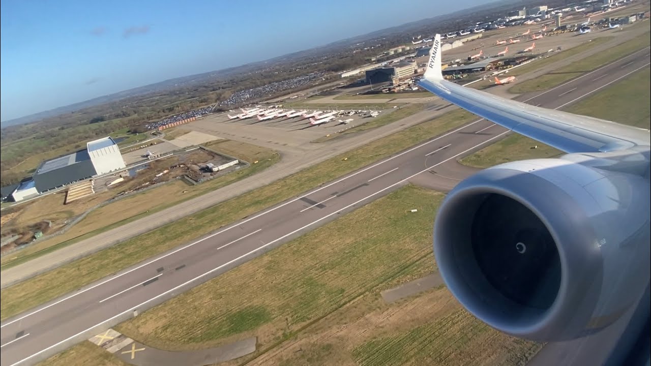 Ryanair 737-8MAX flight from London Gatwick to Dublin International