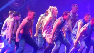 Britney Spears : Piece Of Me 'Gimme More' Oct.22 2016