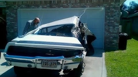 MUSCLE CARS CRASH COMPILATION #3 🚗