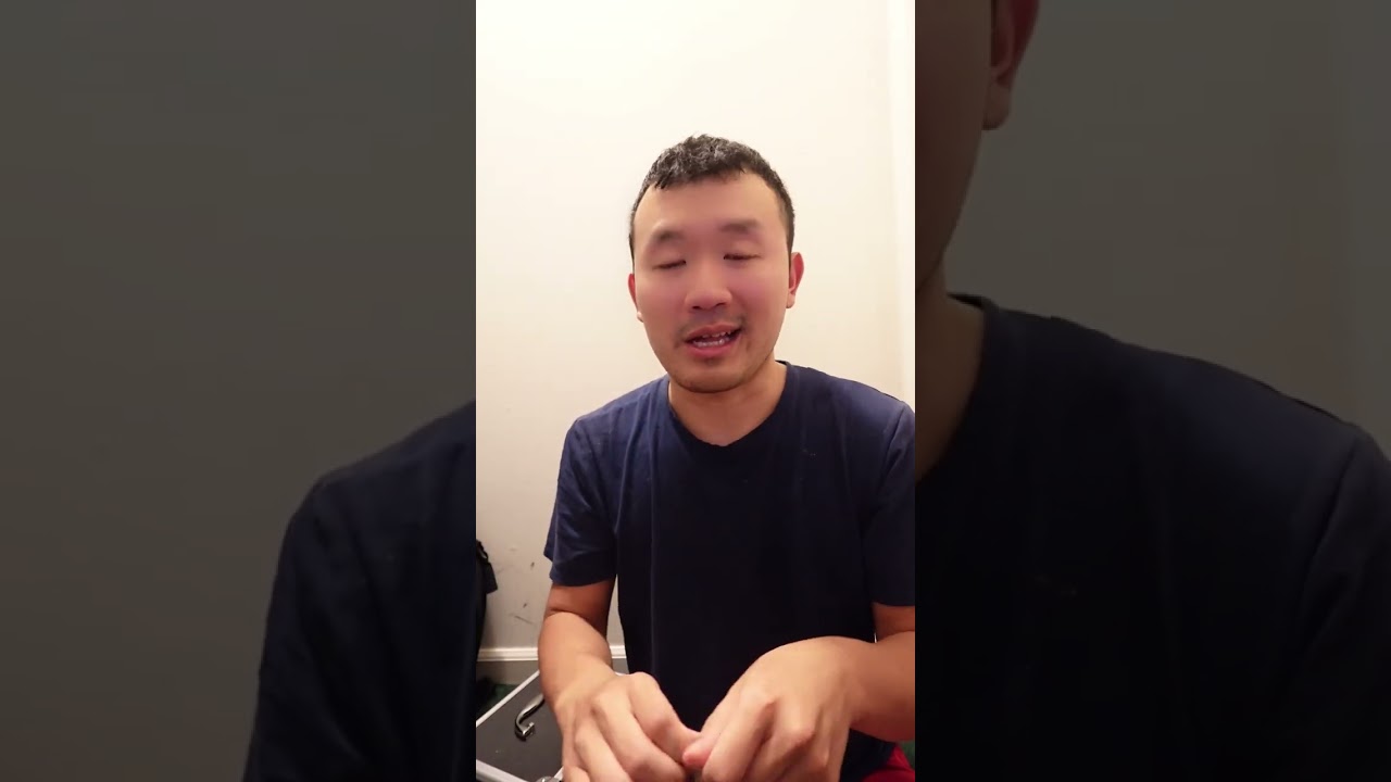 Trying 7-Eleven 7-Select Mini Donuts Cinnamon Sugar Flavor