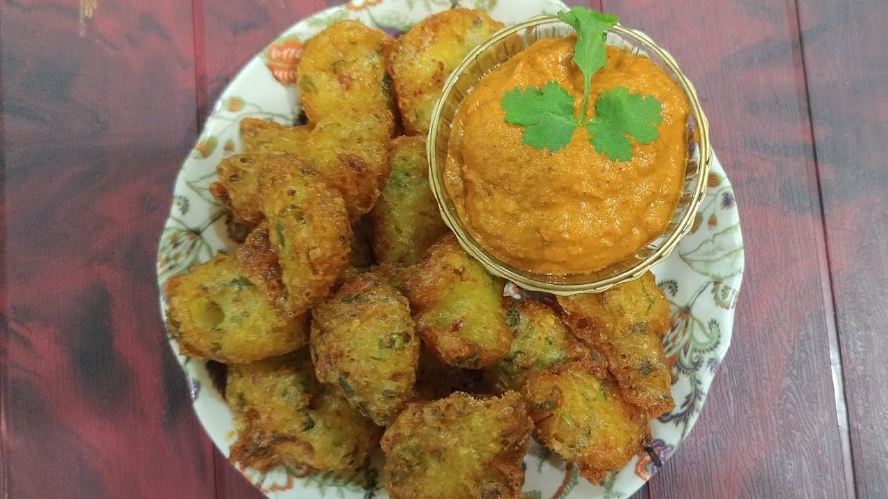 Crispy rice pakoda recipe with chutney by @FRESHfood23 